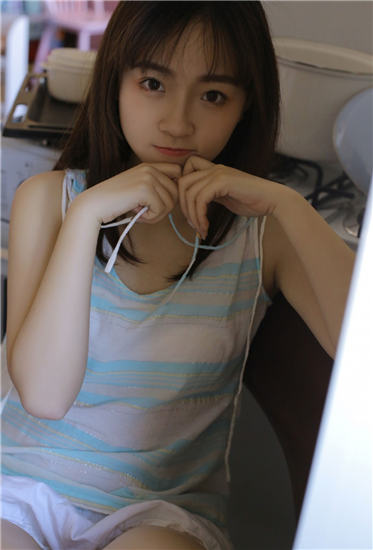 桃花视频在线观看版截图1